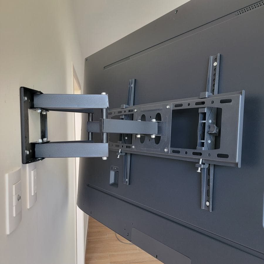 Instalación de soporte para TV, trabajo 5