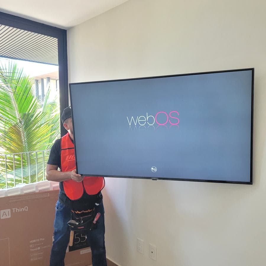 Instalación de soporte para TV, trabajo 11